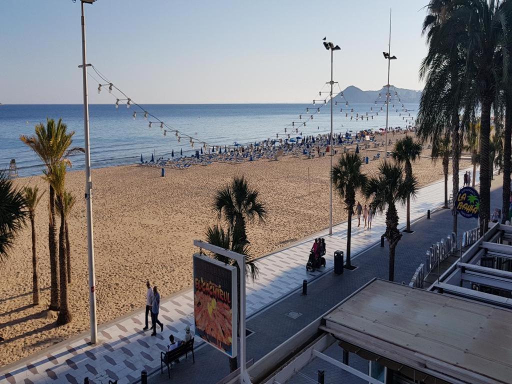 Apartamento 1ªLinea 4-5 pax Wifi-Benidorm1hab y 2 sofas, Aire, Playa Levante Apt Cachirulo Benidorm